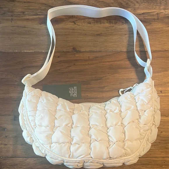 Wild Fable purse - Picture 4 of 4